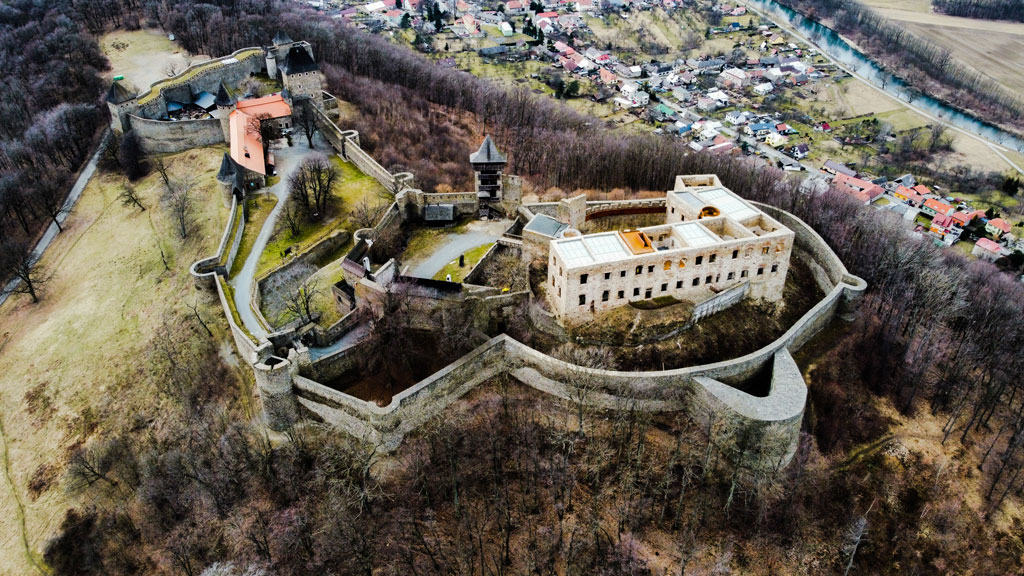 Hrad Helfštýn - Zpřístupnění renesačního paláce 2